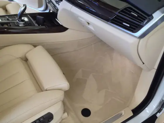 Deep Interior Cleaning