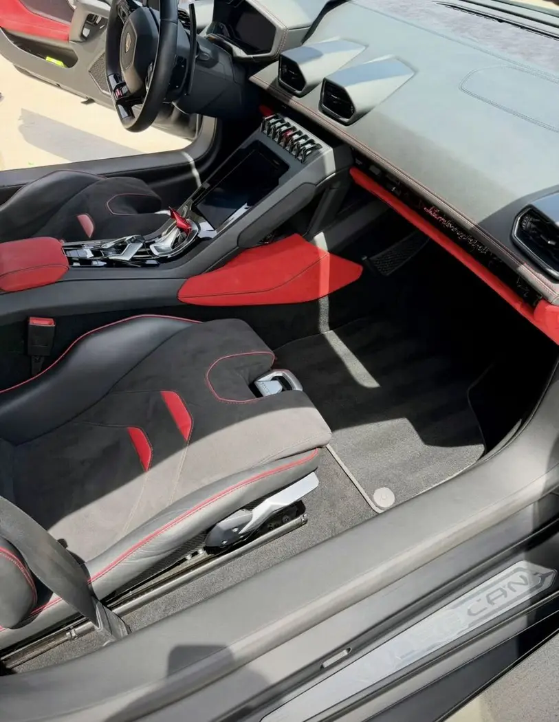 Lamborghini Huracan Alcantara and red leather interior after a full interior detail